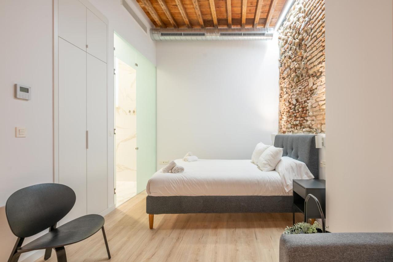 Apartamentos Malaga Centro El Conde By Renthas Екстериор снимка