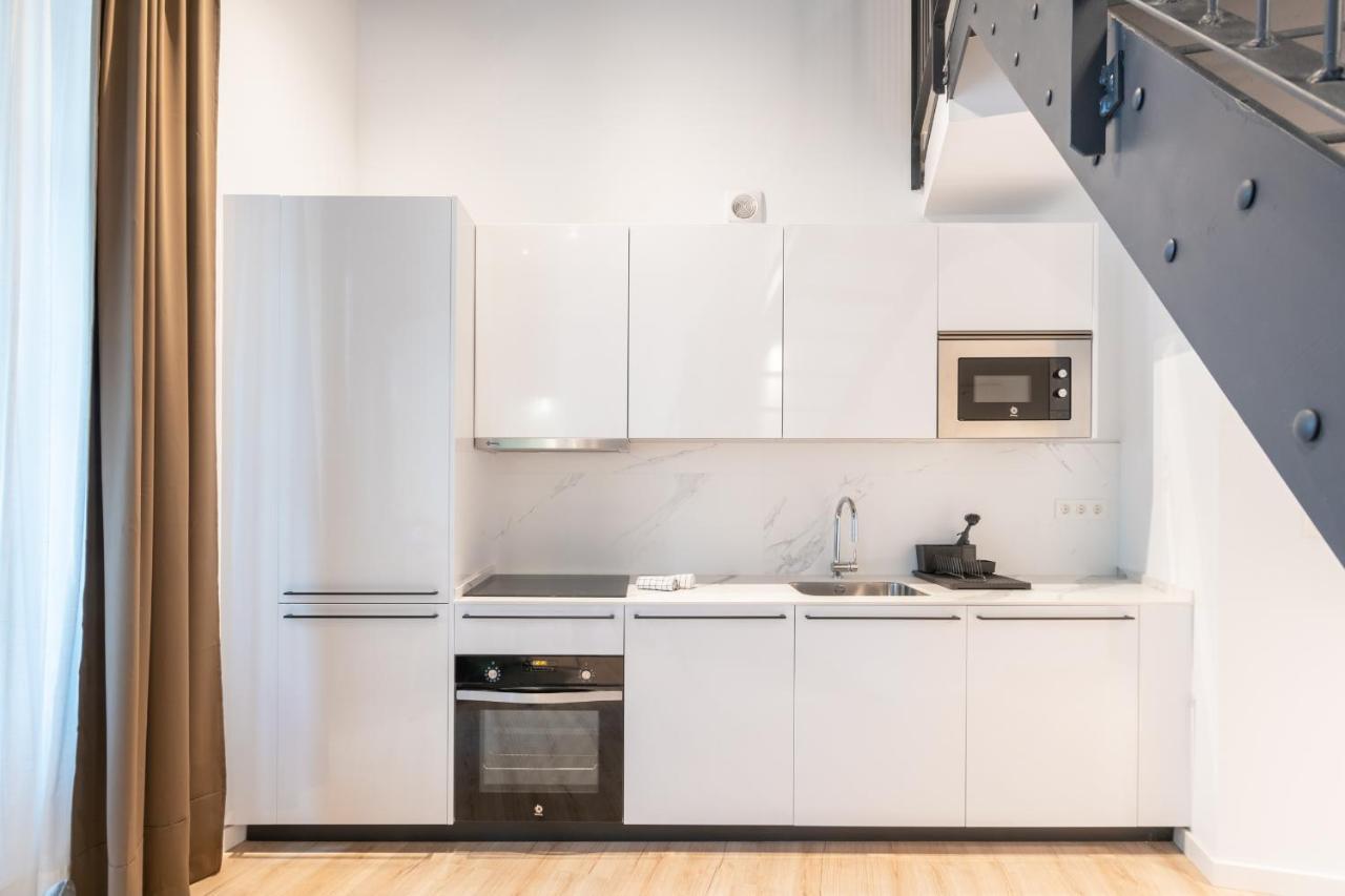 Apartamentos Malaga Centro El Conde By Renthas Екстериор снимка