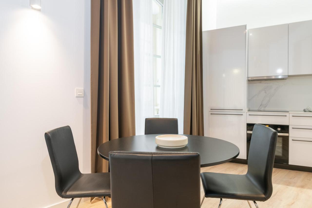 Apartamentos Malaga Centro El Conde By Renthas Екстериор снимка
