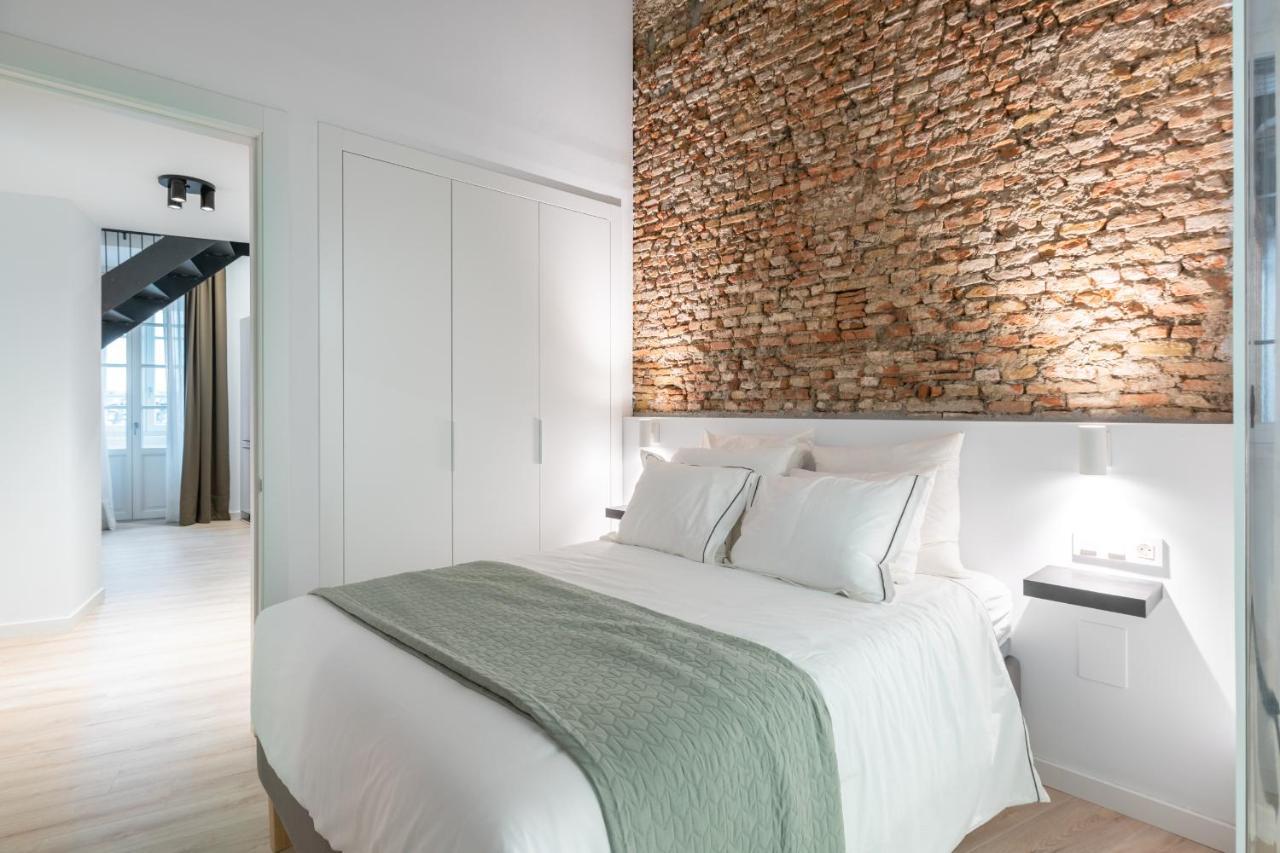 Apartamentos Malaga Centro El Conde By Renthas Екстериор снимка