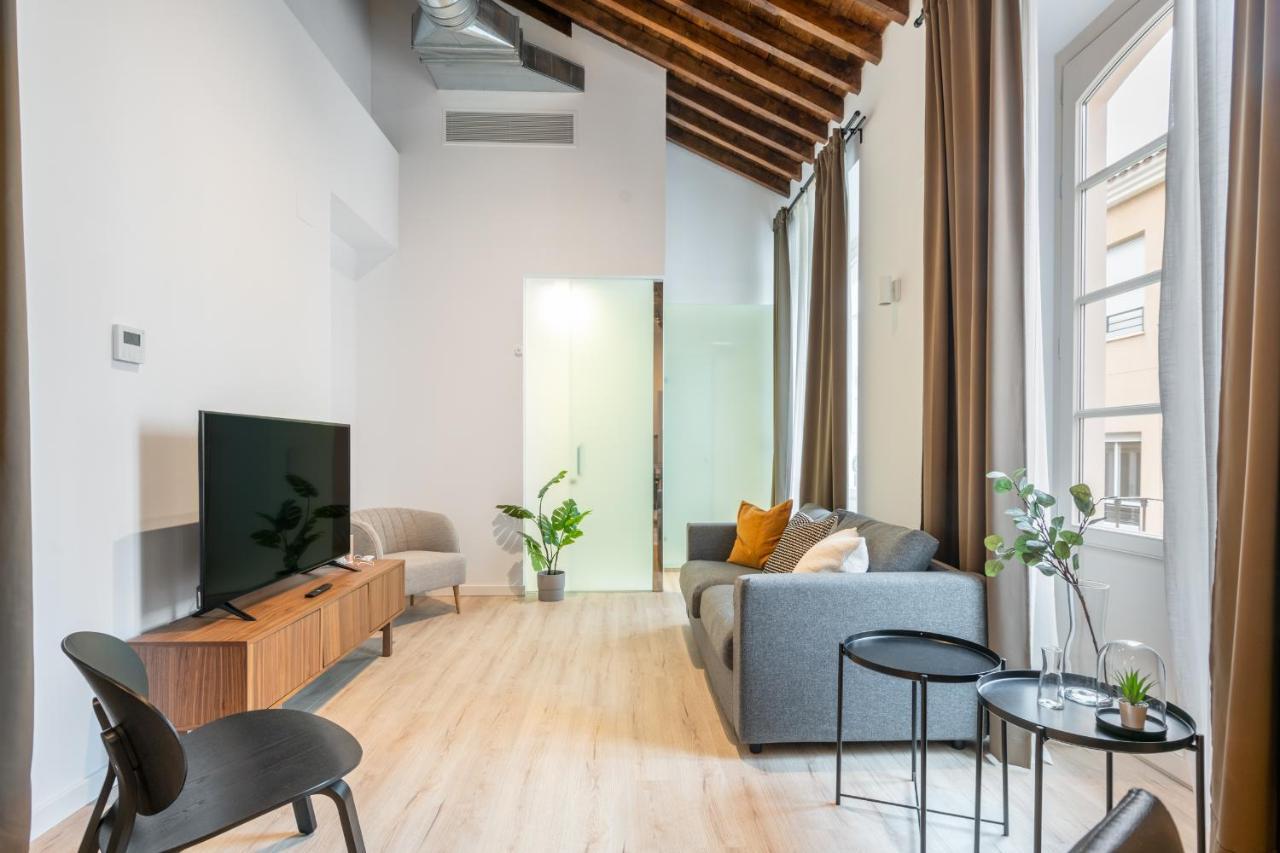 Apartamentos Malaga Centro El Conde By Renthas Екстериор снимка